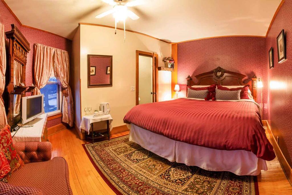 Margaretville Mountain Inn B&B エクステリア 写真