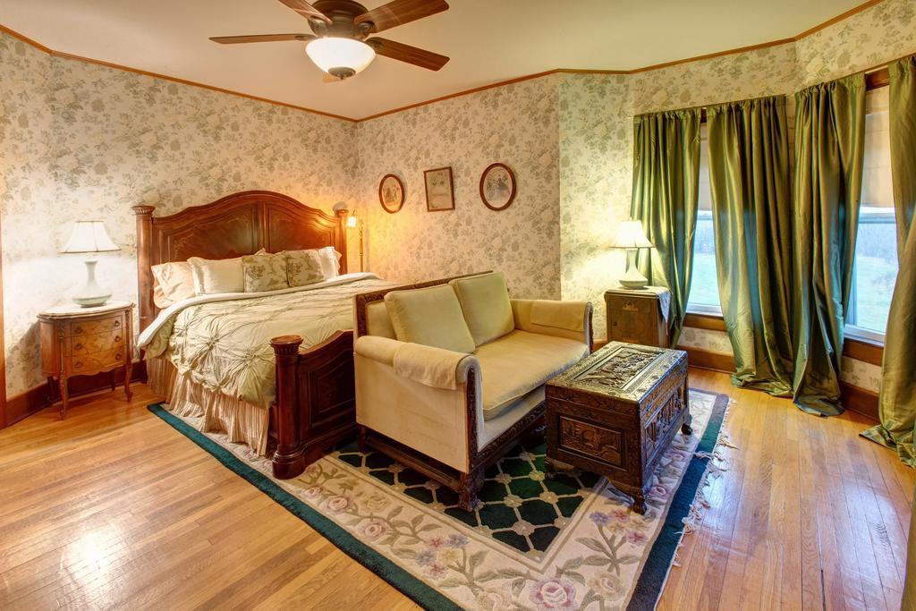 Margaretville Mountain Inn B&B エクステリア 写真