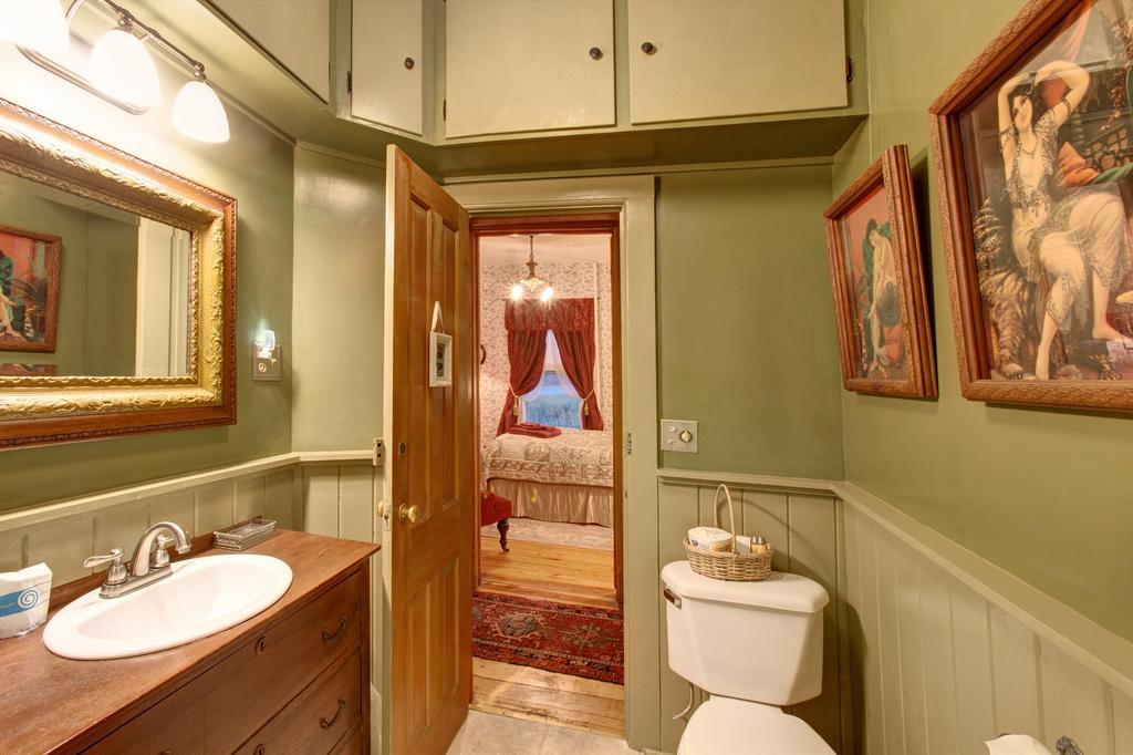 Margaretville Mountain Inn B&B エクステリア 写真