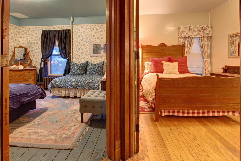 Margaretville Mountain Inn B&B エクステリア 写真
