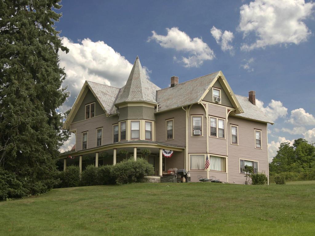 Margaretville Mountain Inn B&B エクステリア 写真